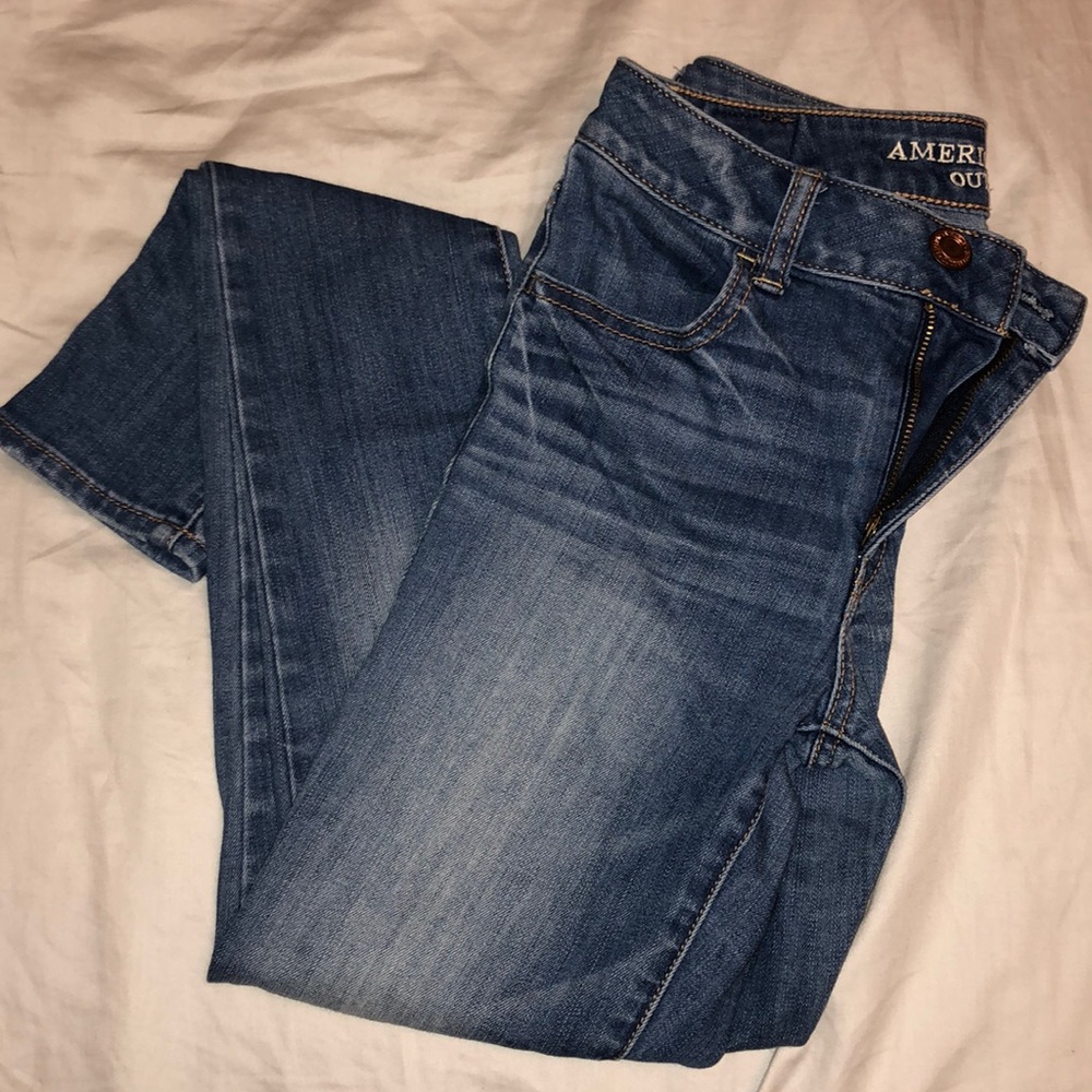 AE medium wash high rise jeggings